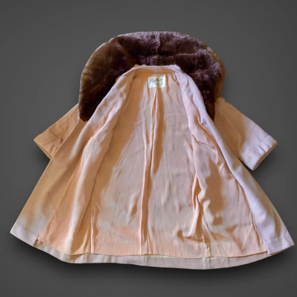 v i n t a g e :: Glamorous Soft Luxe Wool Thick Fur Collar Coat - Picture 6 of 16